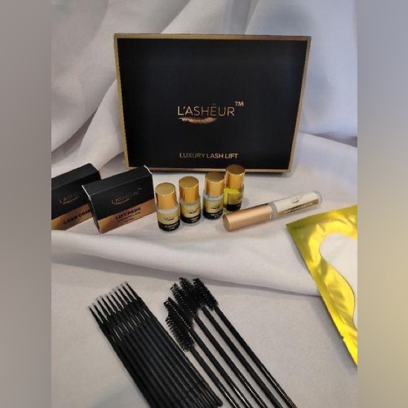 Ľashēur Luxury Lash Lift Kit 🤩🤩🤩 - Picture 2 of 7